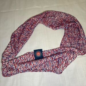 Foco MLB Chicago Cubs Infinity Scarf Classy Red White and Blue 12x37in